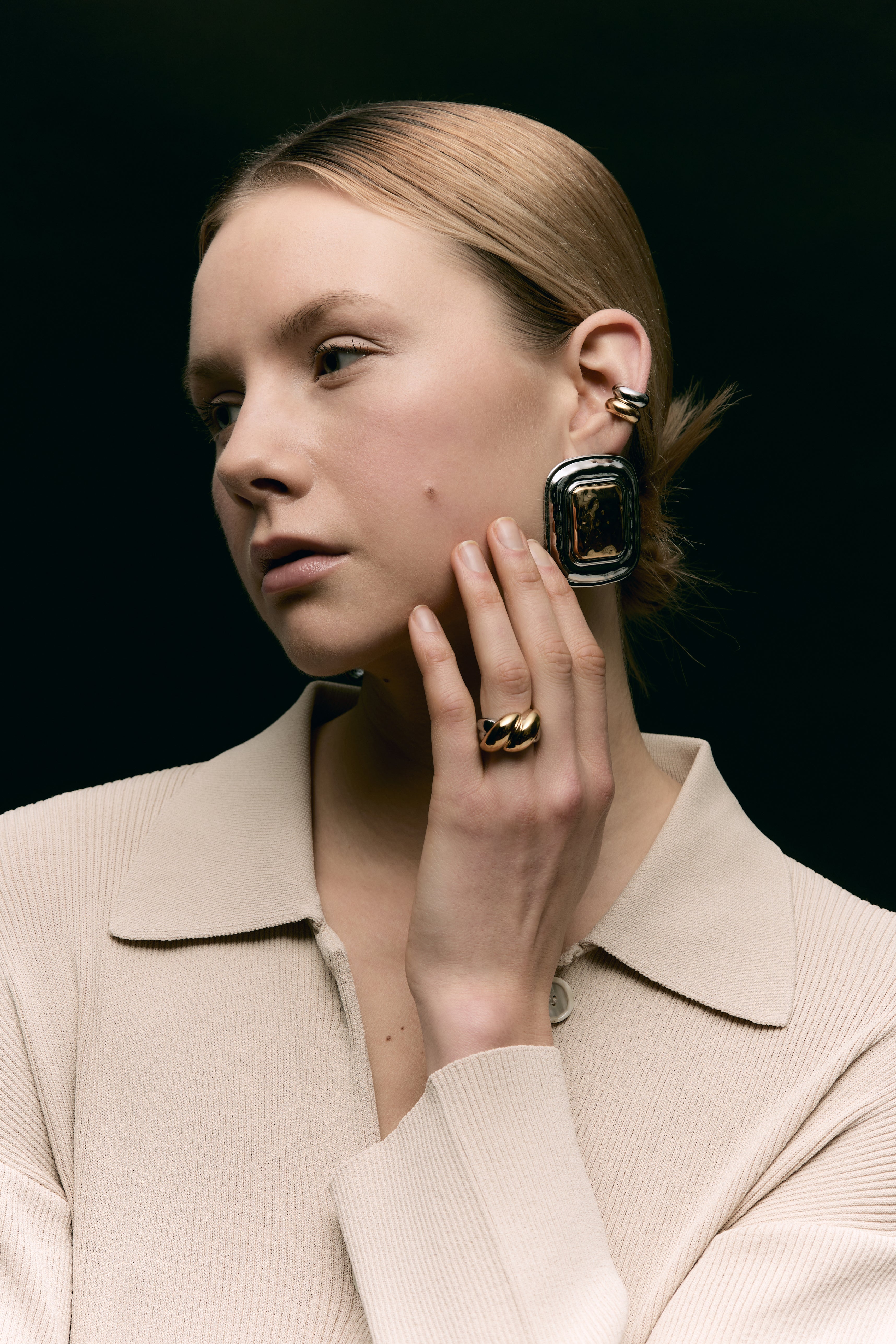 Anello "Bagliore Sfuggente"