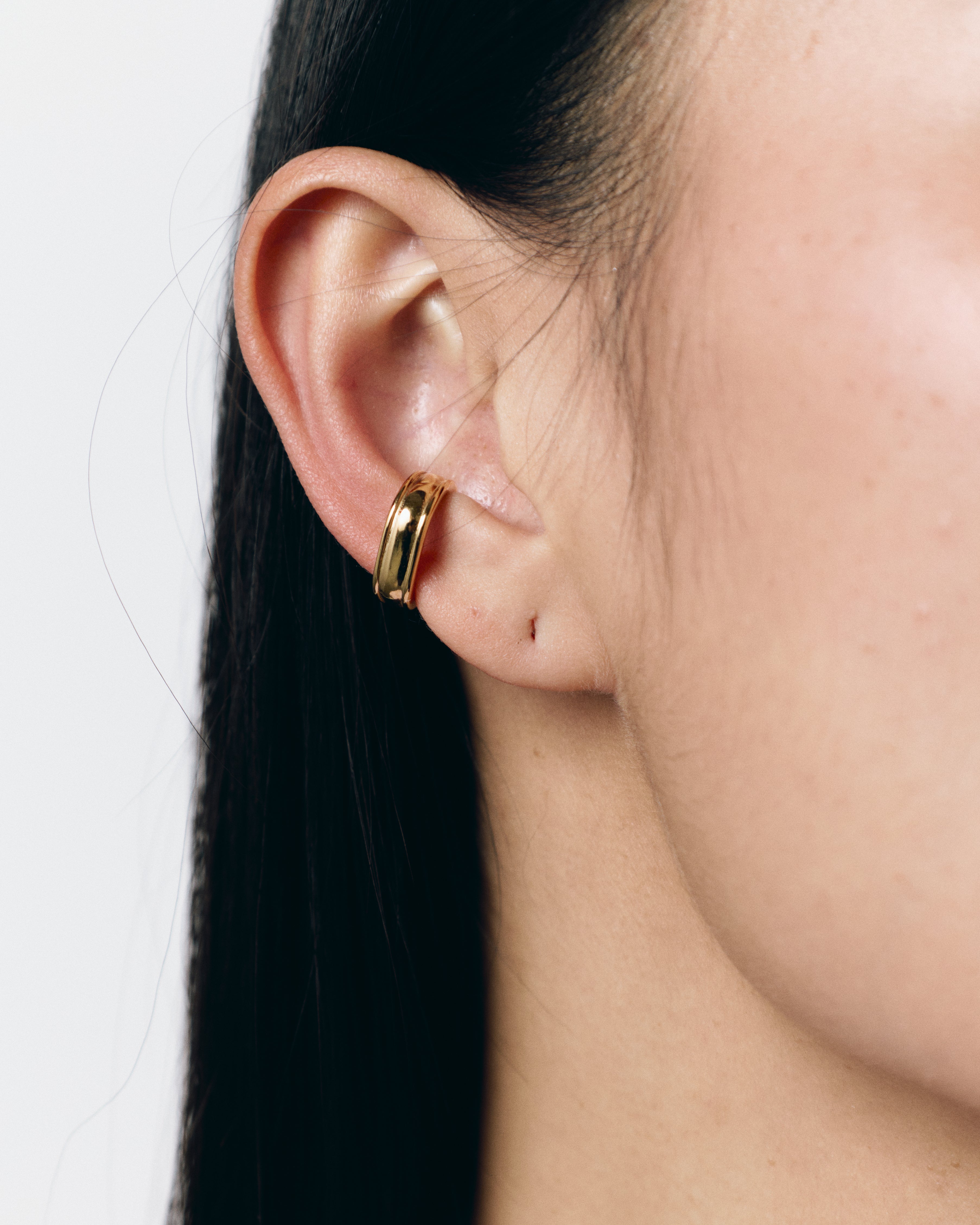 "Silver Dawn" Earcuff