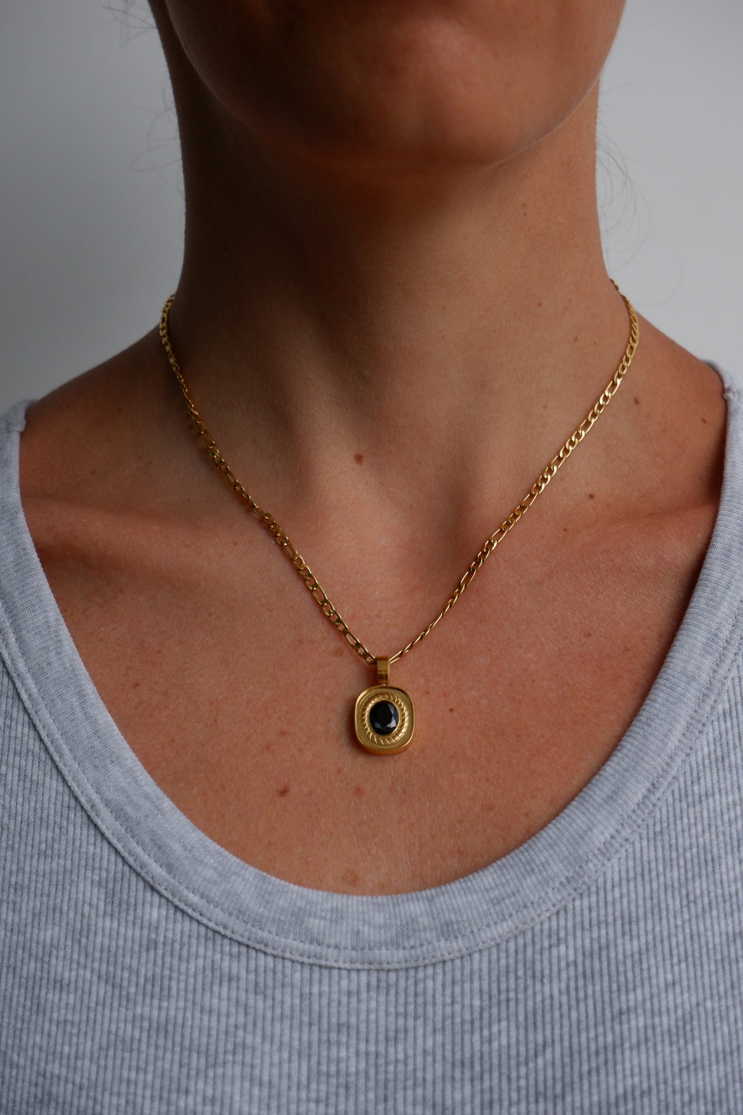 Collana &quot;Silenzio Sfuggente&quot;