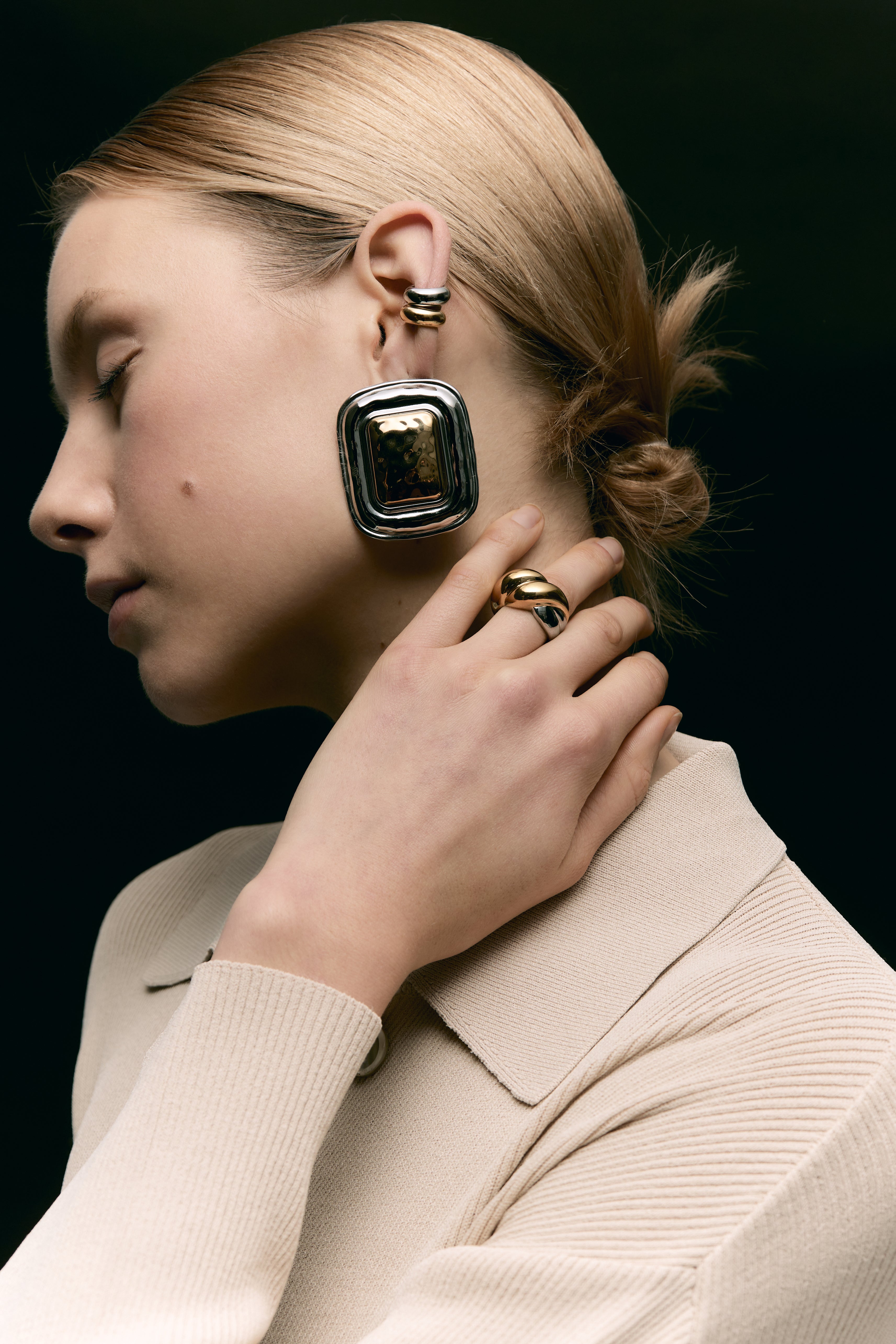 Anello &quot;Bagliore Sfuggente&quot;