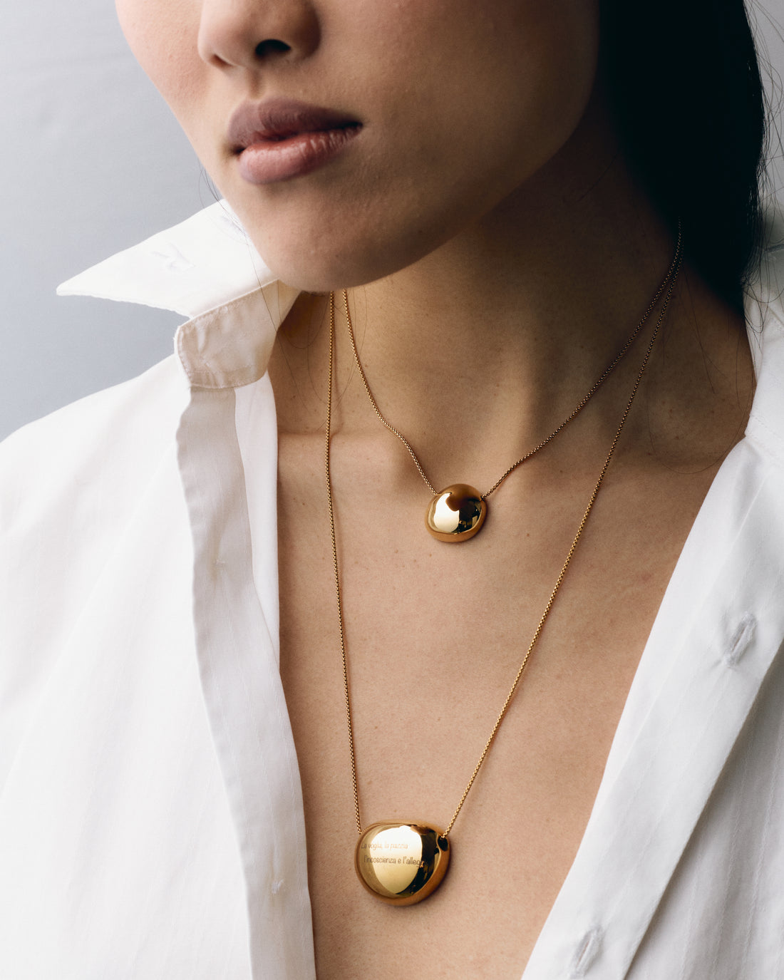 Collana "Peonie dorate"