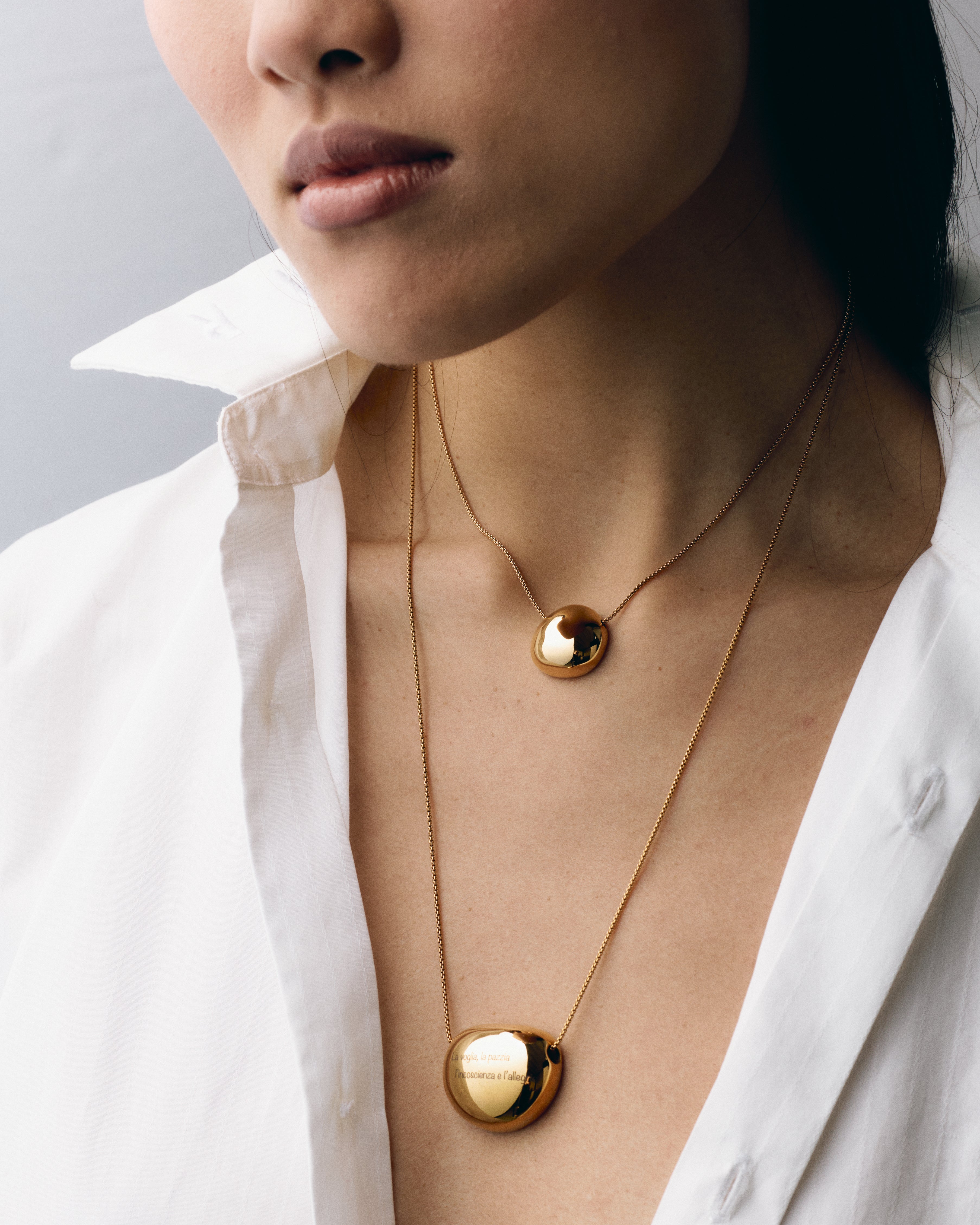 Collana "Peonie dorate"
